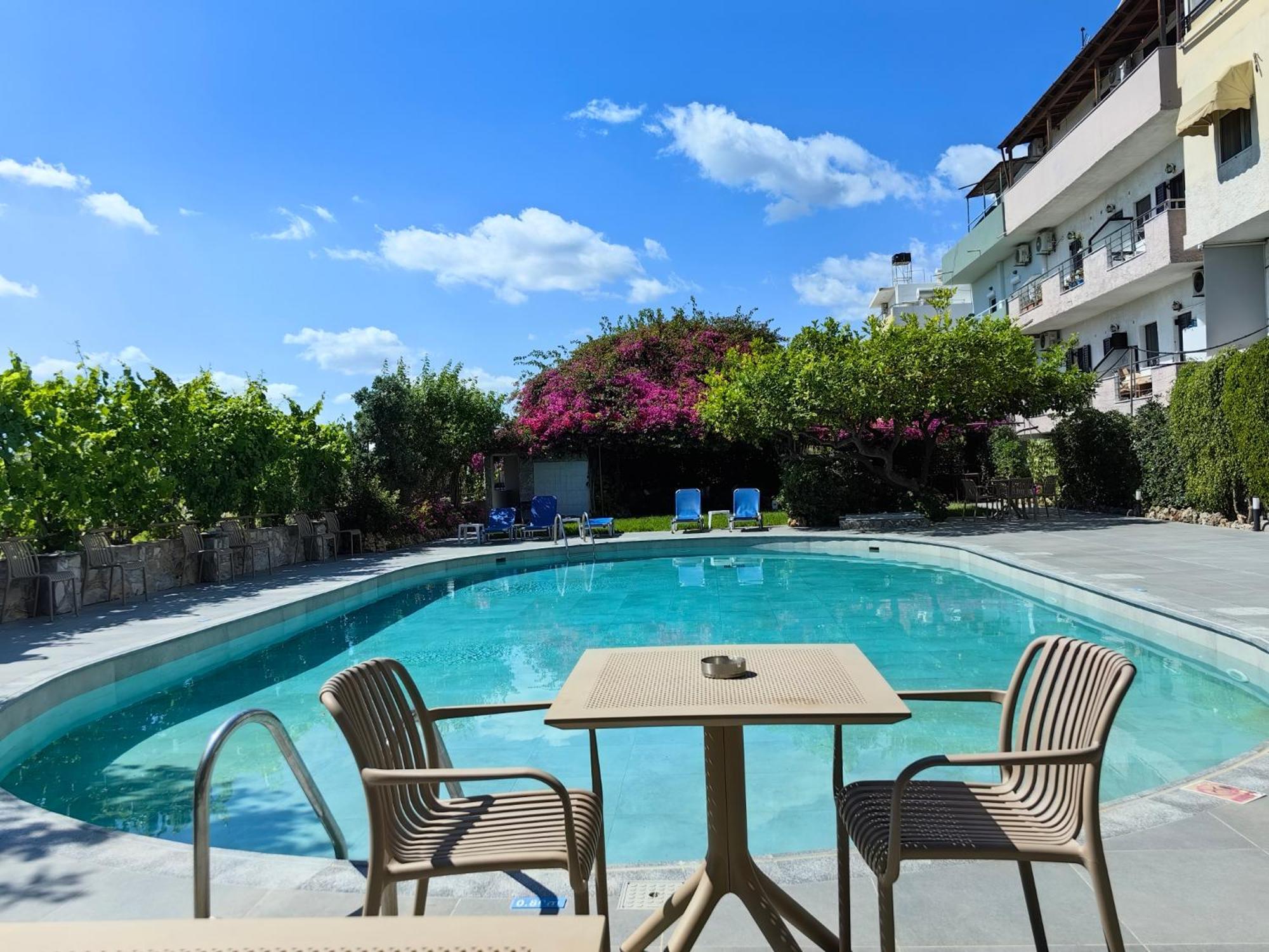 Eva Ivoni Apartments Amoudara  Bagian luar foto